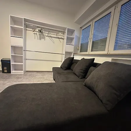Apartment In - Self Check-in *